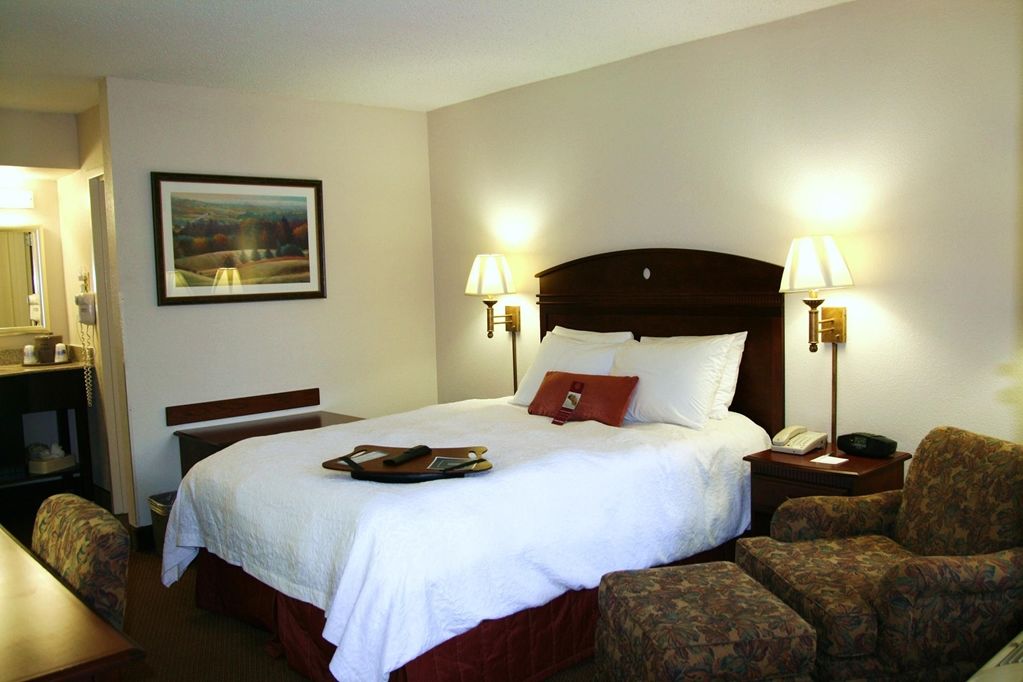 Hampton Inn דלטון חדר תמונה